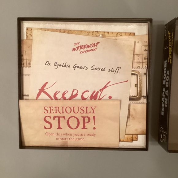 Escape Room in a Box: The Werewolf Experiment game - Picture 5 of 7